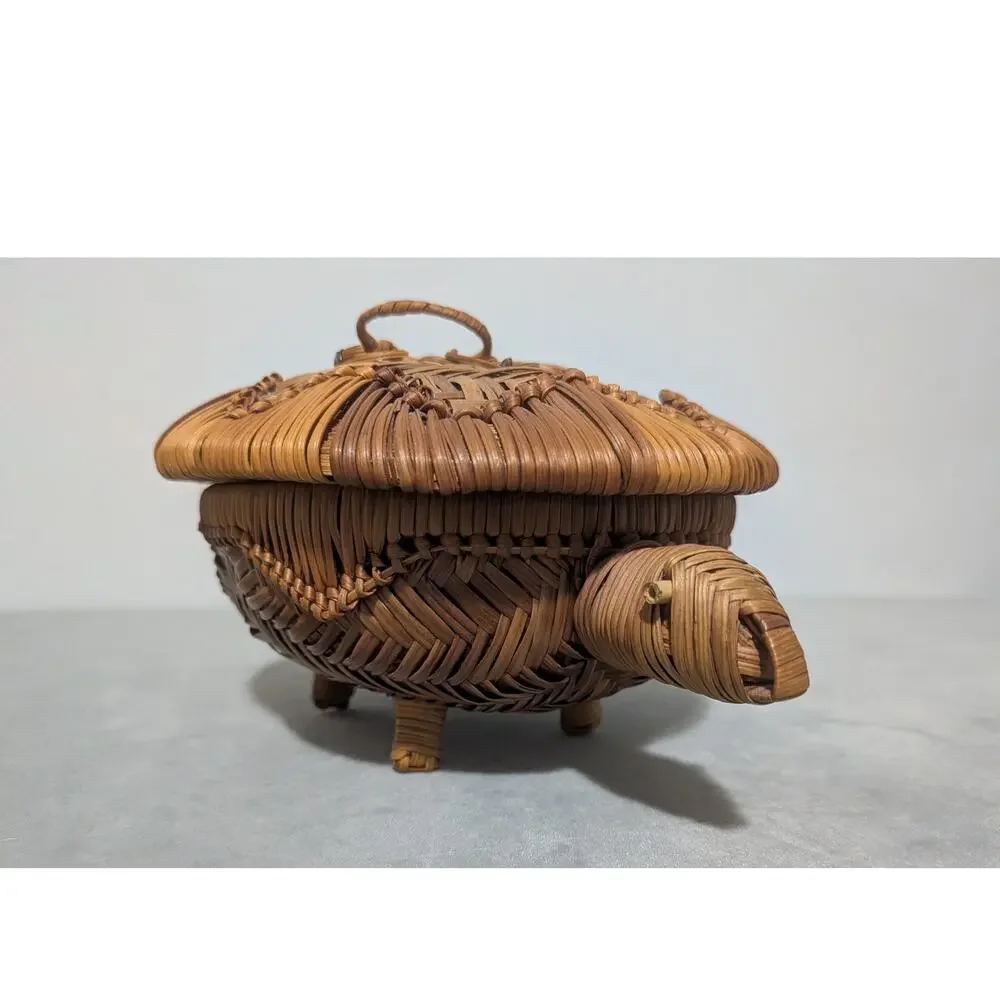 Vintage Hand Woven Wicker Turtle Basket Lidded Trinket Box Rattan Tortoise